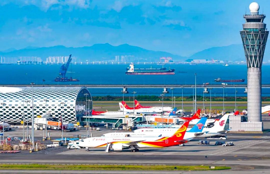 深圳機(jī)場.jpg