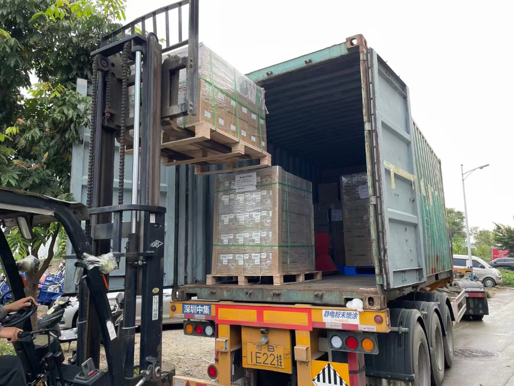幾個工廠拼柜給同一個客戶可以分開報關(guān)嗎？