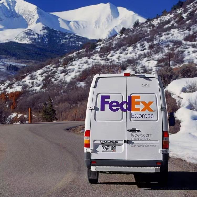 FedEx(聯(lián)邦)國際快遞取件電話:800-988-1888